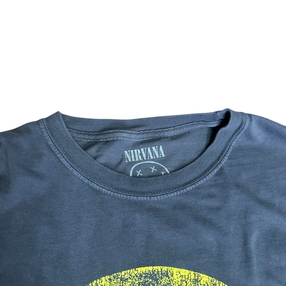 Nirvana Grey I’m So Happy Tshirt Size X-Large - Picture 2 of 5